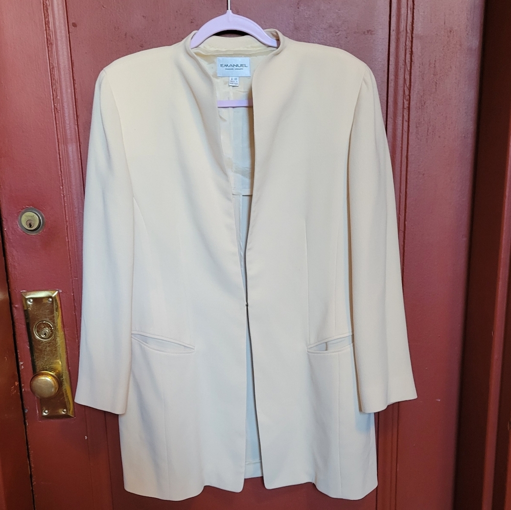 Emanuel Ungaro Cream Longsleeve Coat Size 12/46